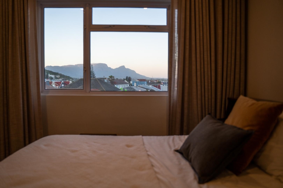 To Let 2 Bedroom Property for Rent in Muizenberg Western Cape